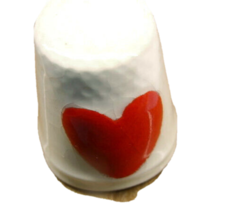 Ceramic Thimble Vintage Large Red Heart Collectable - $9.89