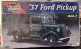 Revell 85-7627 '37 FORD PICKUP 1:25 Scale Plastic Model Kit 109-Piece Sealed image 3