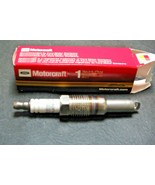 One Genuine Ford Motocraft SP-514 PZH1F Fine Wire Platinum Spark Plug *NEW* - $19.35 CAD