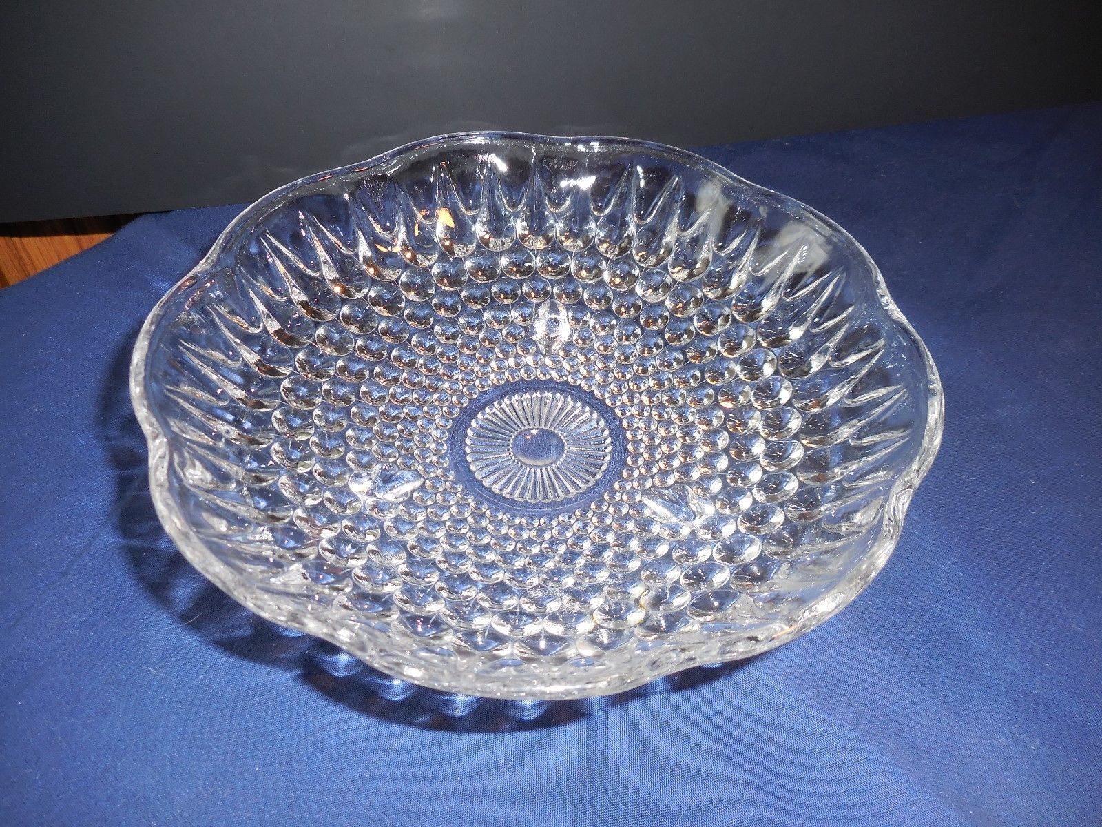 Anchor Hocking Pattern 16 Clear Footed/3 Toed Glass BonBon Candy Nut Dish  - $8.99