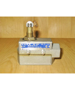 MICRO SWITCH DTE6-2RN80 SNAP ACTION SIDE MOUNT LIMIT SWITCH TOP ROLLER P... - €130,67 EUR