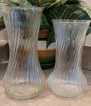 Lot 2 Vintage Hoosier Glass Vase Swirl Ribbed 8.5&quot; &amp; 9.5&quot; 4982-4090 &amp; 4081-4091 - £15.56 GBP