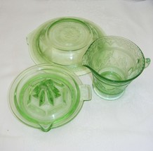 Vintage Green Depression Glass 3 Pieces Creamer Juicer Bowl - $695.71 MXN