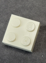 1-  Genuine LEGO White 2x2 3003 Building Bricks Blocks Parts &amp; Pieces - $0.98