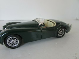 BURAGO DIECAST CAR JAGUAR XK120 1948  MADE IN ITALY GREEN 1/24 AS IS  LotD - $216.74 MXN