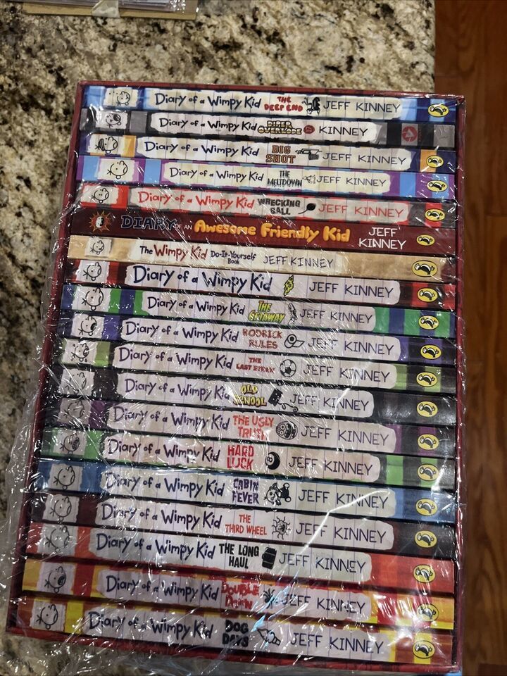 Diary Of A Wimpy Kid 1-19 Set NEW - $120.62