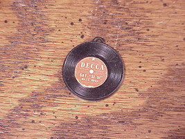 1950&#39;s Vintage Gumball Vending Decca Record Charm, Mills Brothers, Guy L... - $6.95