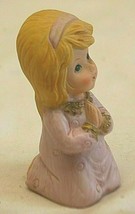 Homco Little Girl Kneeling Praying 5211 Bisque Figurine Curio Cabinet Vintage - £10.27 GBP