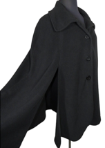 Roaman&#39;s Women&#39;s Black Fleece Button Up Cape Plus Size 14W-24W - £31.26 GBP