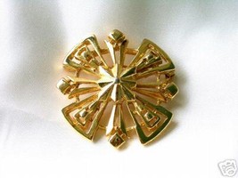 Vintage Stylized Goldtone Metal Snowflake Brooch - £6.33 GBP
