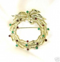 Rhinestone Studded Goldtone Christmas Wreath Brooch - £7.99 GBP