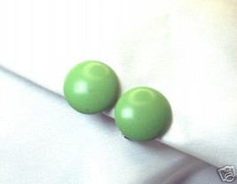 Vintage Pistachio Green Button Clip Earrings - $3.00