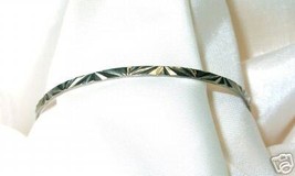 Vintage Art Deco Pattern Silvertone Bangle Bracelet - $4.00