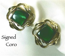 Signed CORO Goldtone Green Lucite Clip Earrings - £14.33 GBP