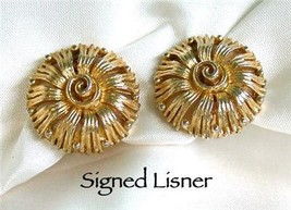 Signed Lisner Goldtone Flower Clip Earrings - £14.10 GBP