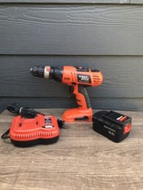 Black &amp; Decker Firestorm Cordless 14.4v Drill Driver 3/8 in FSD142 w Qui... - $58.43