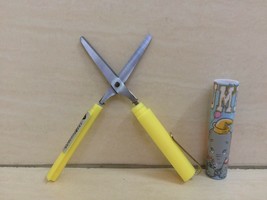 Disney Dumbo Pen Style Portable scissors. Yellow Theme. NEW - £15.97 GBP