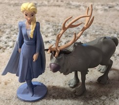 Disney Store Authentic Frozen PVC Figure Figurine Sven &amp; Elsa - Cake Toppers - £8.75 GBP