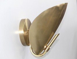 Elegant Mid Century Modern 1 Light Curved Shade Brass Wall Lamp - £130.78 GBP