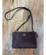 Coach Maroon Pebbled Leather Adjustable Strap &amp; Gold Hardware Crossbody Bag - €42,65 EUR
