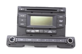 Audio Equipment Radio Receiver Sedan Fits 2017-2018 HYUNDAI ELANTRA OEM #2104... - £123.84 GBP