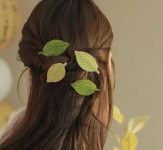Green leaf hair clip set - $16.29 CAD