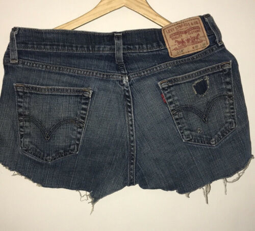 Primary image for Levi's Women's 514 Slim Straight Cut-off Distressed Blue Jean Shorts Size 28