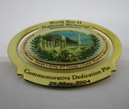 WW II National Memorial Commemorative Dedication Pin 2004 Lapel Pin  - £7.13 GBP