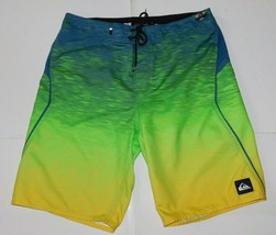 Quiksilver Striped  Boardshorts Size 32 Brand New - £37.55 GBP