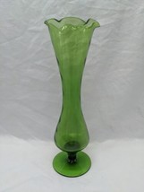 Vintage Emerald Green Glass Flower Vase 8&quot; - £24.85 GBP