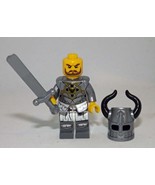 Minifigure Custome Knight Horned Helmet  - $159.61 MXN