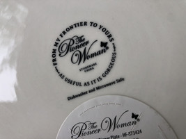 Pioneer Woman Heritage Floral dinner plate set, new (7 plates) image 4