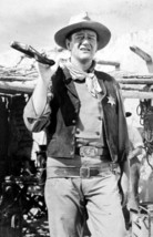 John Wayne iconic western pose  holding rifle over shoulder Rio Bravo 8x10 photo - £7.66 GBP