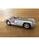 Maisto Mercedes-Benz 300 SLR No.104 Diecast Model Car-Scale 1/18-Silver-... - €91,88 EUR