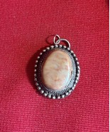 Brown Polished Stone Silvertone Pendant 1.25” Lot J151 - $92.51 MXN