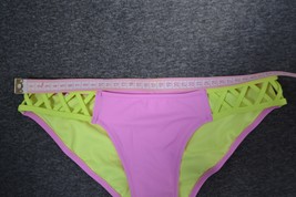 Victoria&#39;s Secret bikini bottom S new without tags Please look at the pictures - £11.06 GBP
