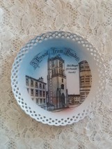 Antique or Old Vintage Souveir Plate A Present from Dundee FREE SHIPPING - £18.32 GBP