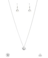 What A Gem - White - $94.08 MXN