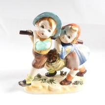 Girl and Boy Figurine Vintage Spaghetti Grass Ceramic - £12.46 GBP