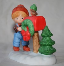 Enesco Country Cousins 1985 Katy Mailing a Christmas Letter - £17.26 GBP