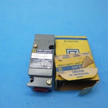 Square D 9007-C62B2 Limit Switch Side Rotary - £93.96 GBP