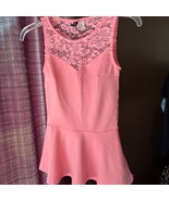 Women’s H&amp;M Sleeveless Top Size XS Divided Brand - $220.05 MXN
