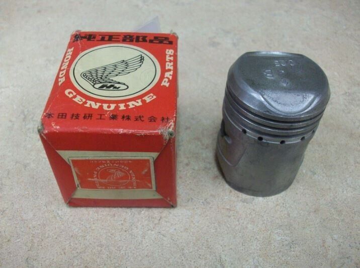NEW OEM HONDA PISTON .25 OVERSIZE CA100 CA 100 1968 1969 1970 - $19.99