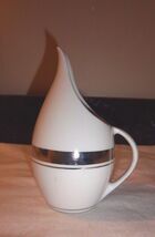 ALADDIN Creamer Silver White RENEE Platinum Encrusted Alidisco 6&quot; high NICE - €15,73 EUR