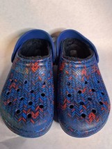 Crocs Clogs Kids Size US J 2 Multicolor Pattern Blue Red - $18.69