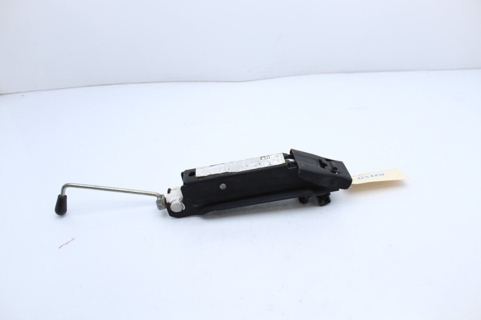 Primary image for 06-10 VOLKSWAGEN JETTA EMERGENCY SPARE TIRE JACK Q3120