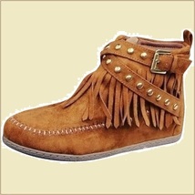  Mountain Moccasins Tassel Fringe Rivet Strap Hand Sewn Clay Color Ankle Boots  image 2