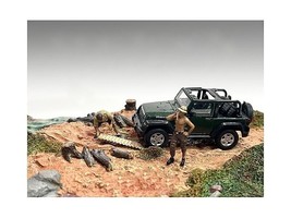 &quot;4X4 Mechanics&quot; 2 Piece Diecast Figure Set 1 for 1/43 Scale Models by American - £21.46 GBP