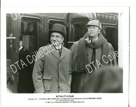 Without A CLUE-1988- 8 X 10- STILL-FN-COMEDY-CRIME-KINGSLEY-CAINE-HOLMES Fn - £24.41 GBP