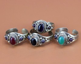 Adjustable Tibetan Silver Turquoise Onyx Amethyst Garnet 3 Gemstone Dott... - $200.37 MXN